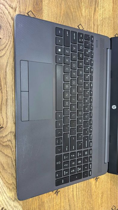 Ноутбук HP Pavilion 255 G9 3-5425U / 8GB / SSD 256GB / FHD IPS