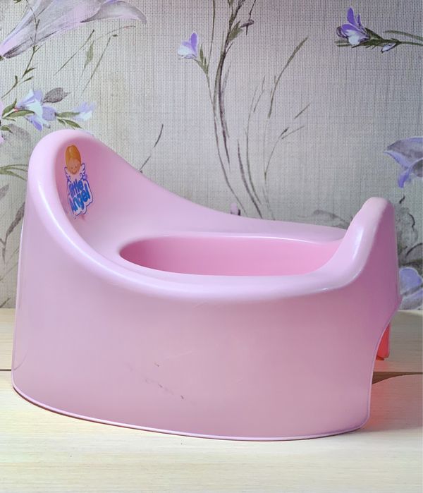 Детский пластиковый горшок