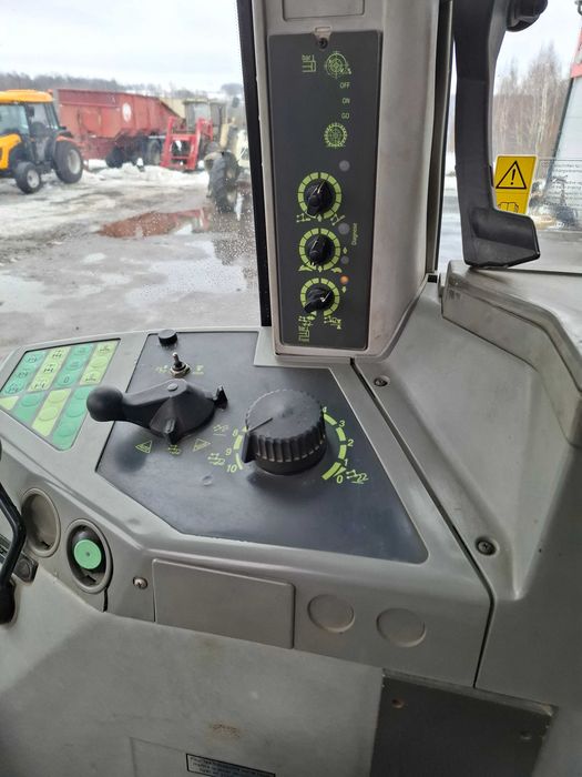 Sprzedam ciągnik rolniczy Fendt 512