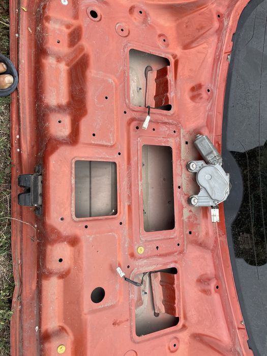 Задняя крышка багажника /ляда со стеклом SsangYong Korando  2012