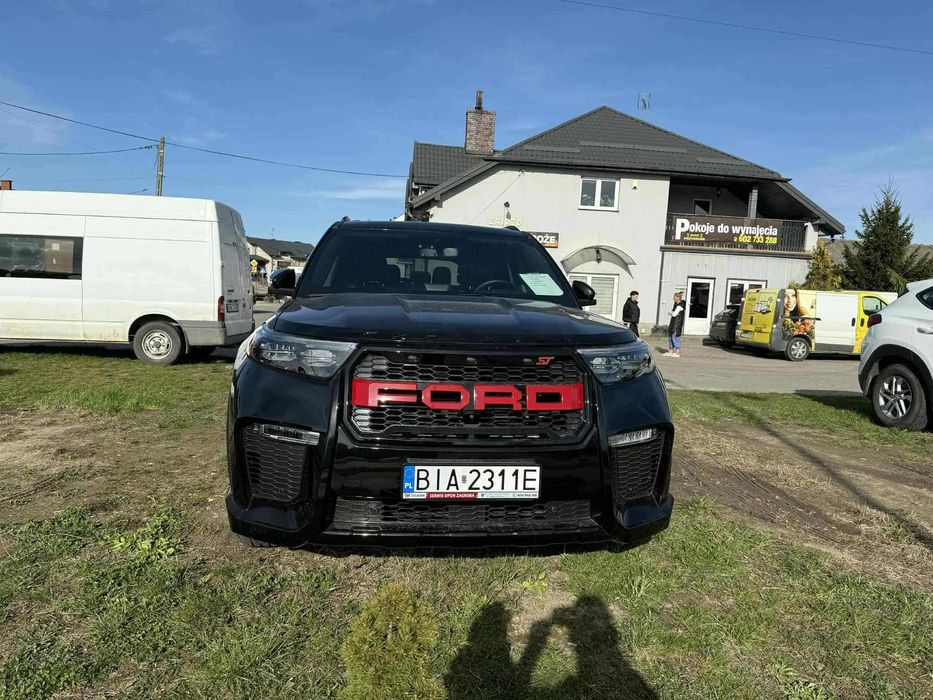 Ford Explorer