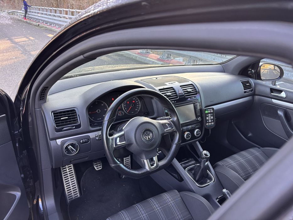 Golf V 2007 air ride