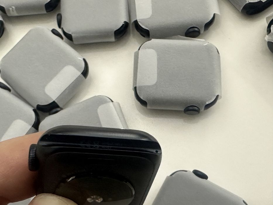 Apple Watch SE2 SE 2 40mm НОВІ Midnight 1 рік гарантії, 179$ ОПТ