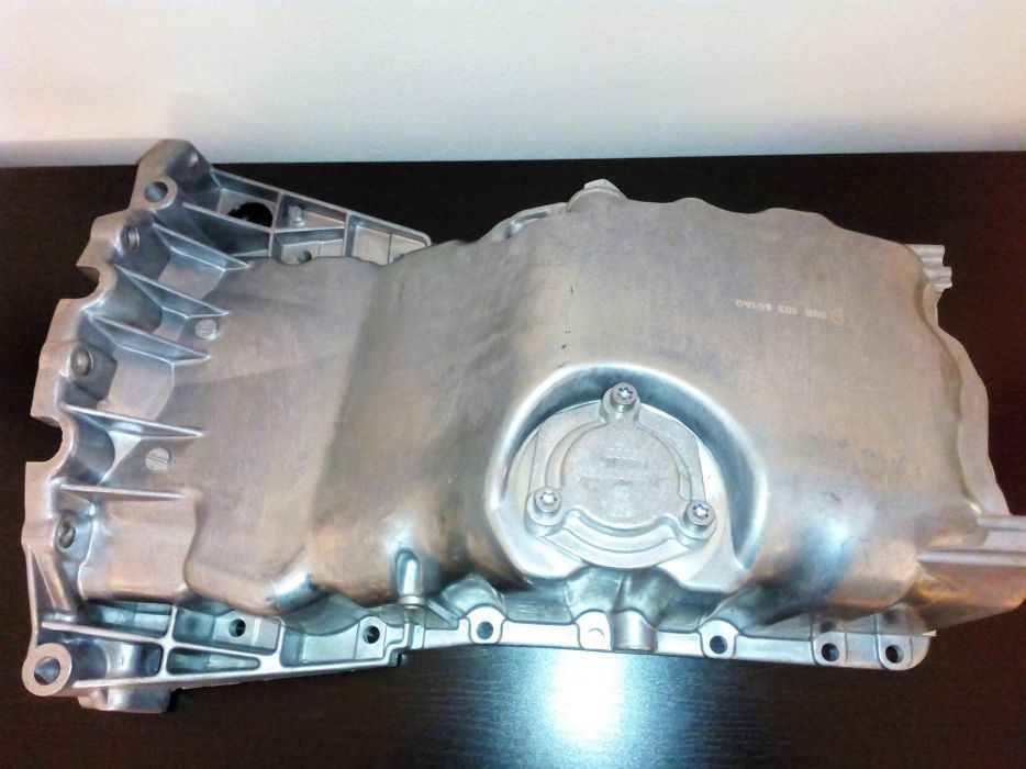 Audi A4 avant 99 Carter de oleo novo