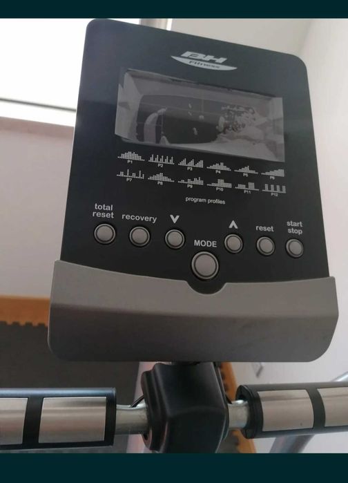 Exercise Bike445595329936107522