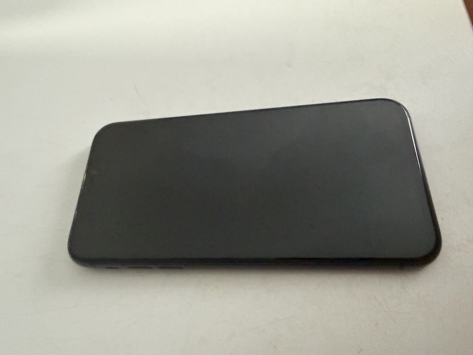 iPhone 11 sprawny pudełko + etiu