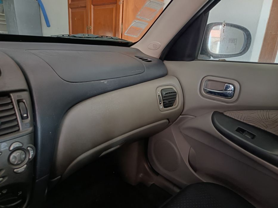 Nissan Almeira N16