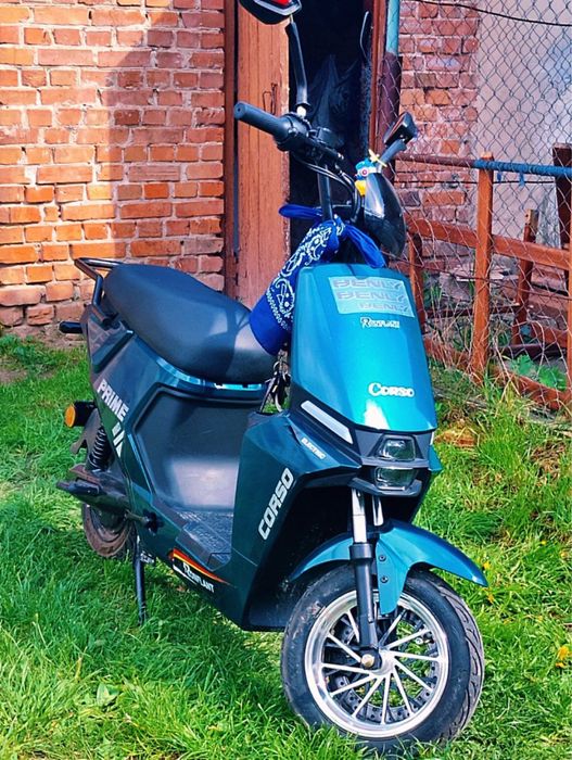 Продам електро скуктр Corso