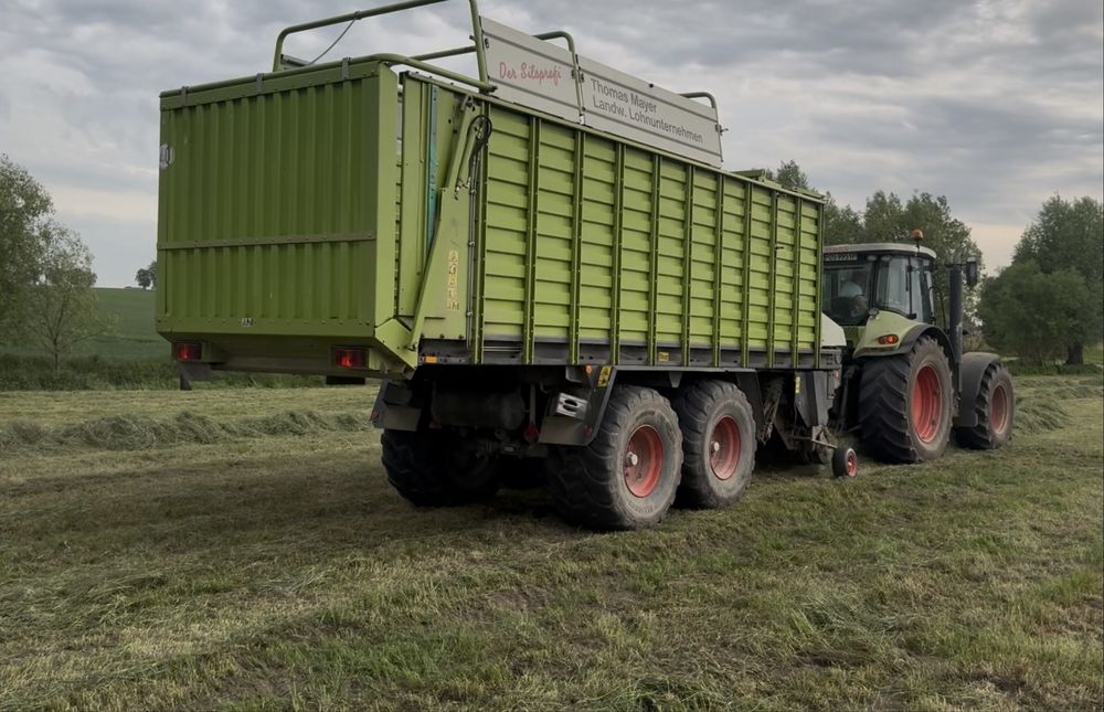 Claas quantum 5500p przyczepa samozbierająca objętościowa rotor noże