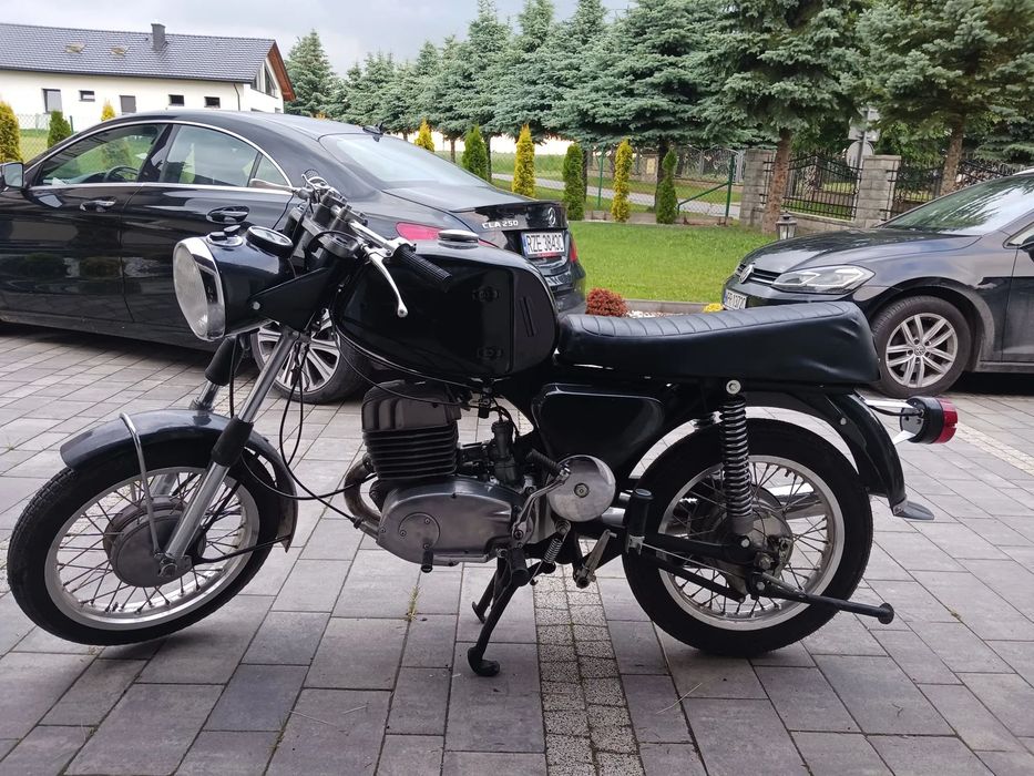 Mz