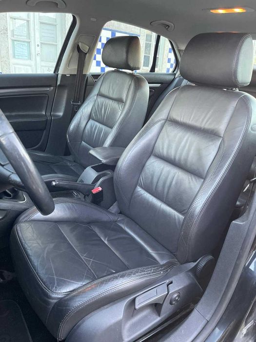 VW Jetta 1.9TDI 105CV Nacional