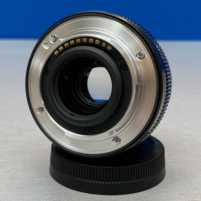 Fujifilm XF 35mm f/2 R WR