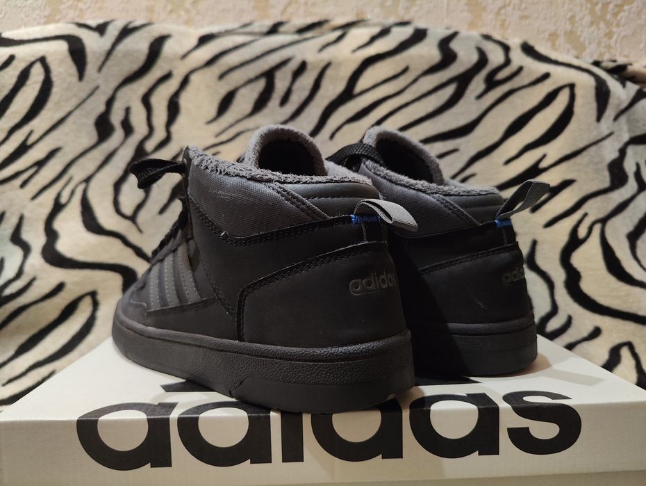 Ботинки Adidas Rapid Court Mid Winterized.