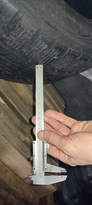 Шини 255 55 р18  Мішелін літо