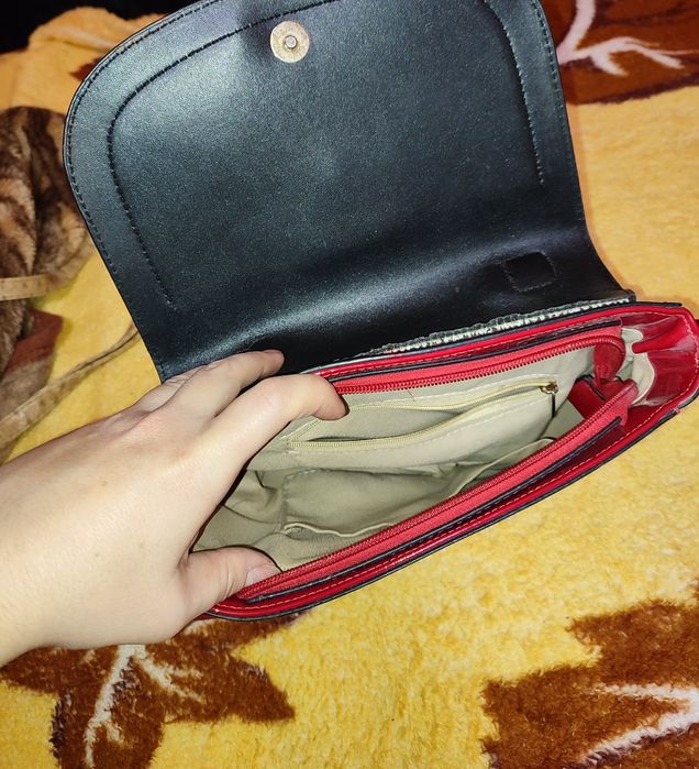 Клатч, сумка (лаковий і шкіряний)