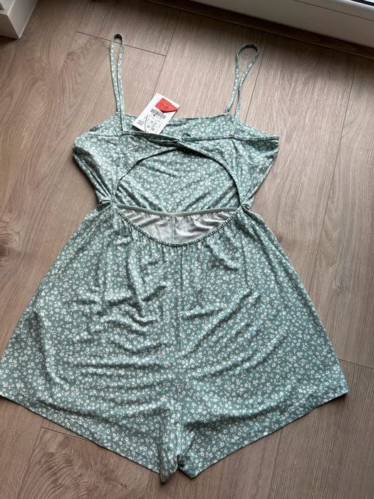 Letni krótki kombinezon nowy Pull&Bear r.S