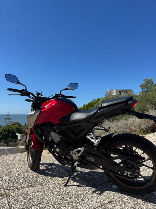 Honda CB125R 2022