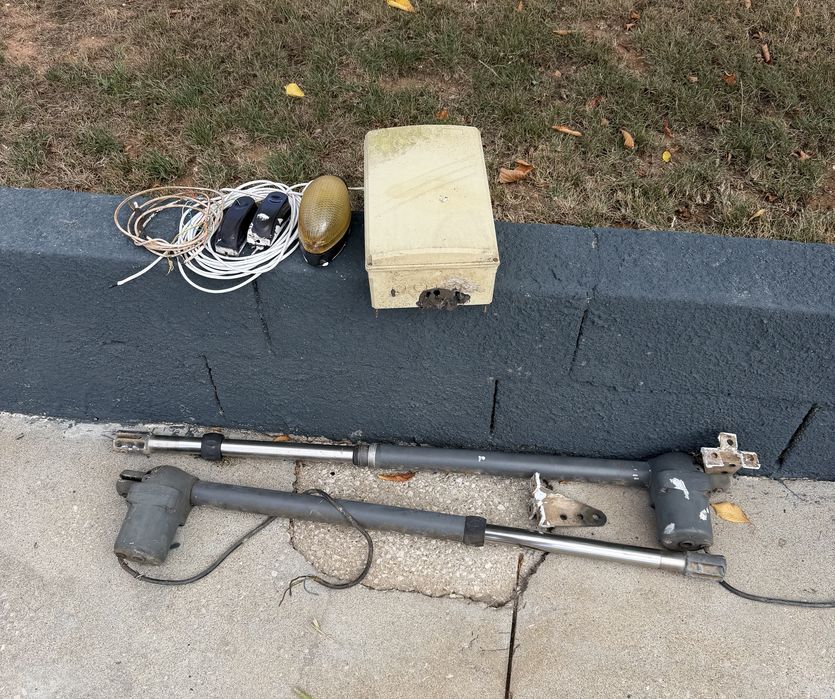 Vendo kit de automatismo para portão de batente