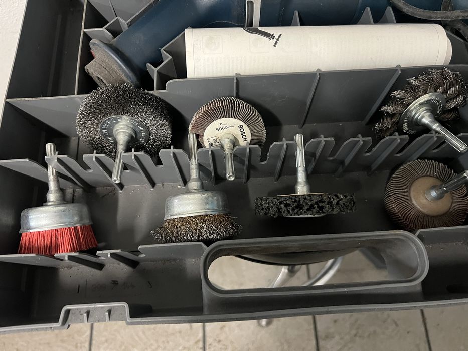 Maquina polimento ,tratamento de metal marca osborn