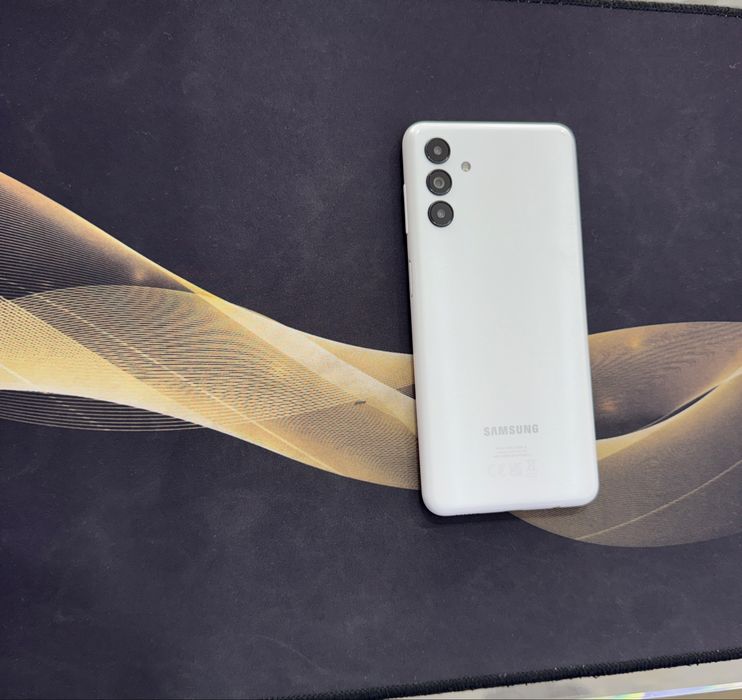 Samsung A04s 32GB.