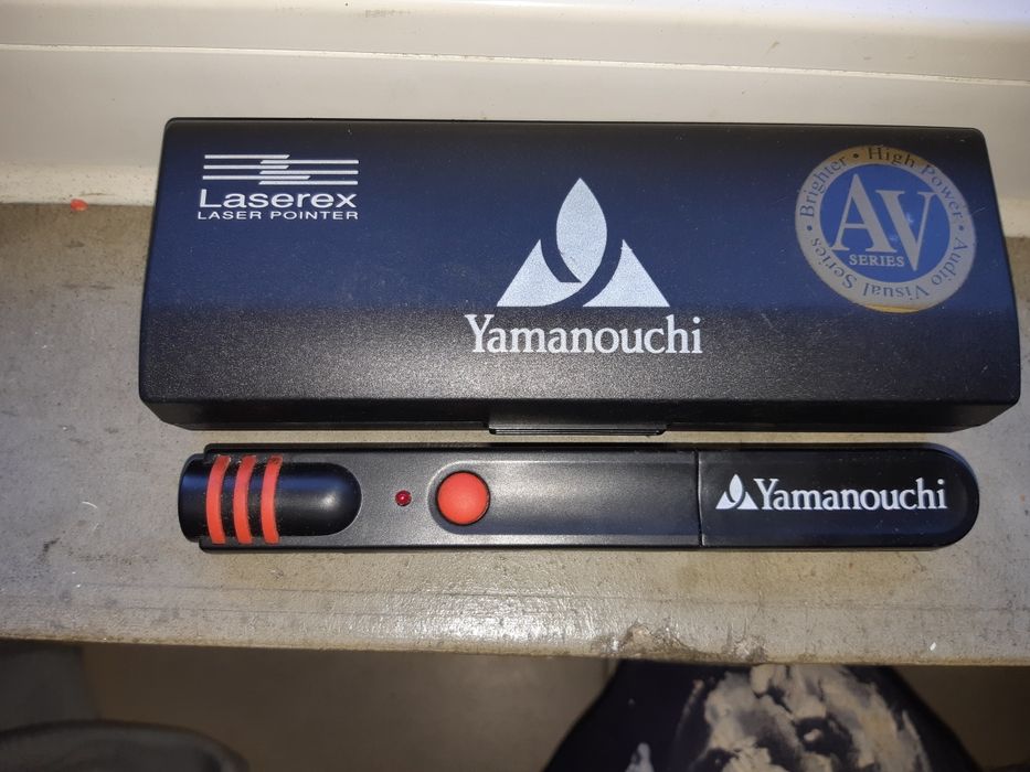 Laserex. Yamanouchi Laser Pointer64298162759042120