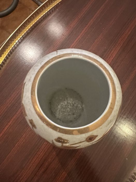 Pote cerâmico com desenhos