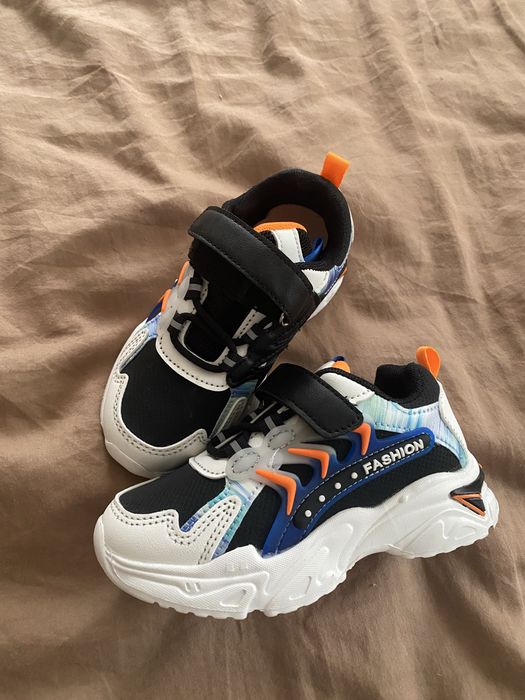 Кросівки дитячі демісезонні, 28 р.