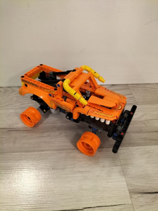 Pojazdy LEGO Technic