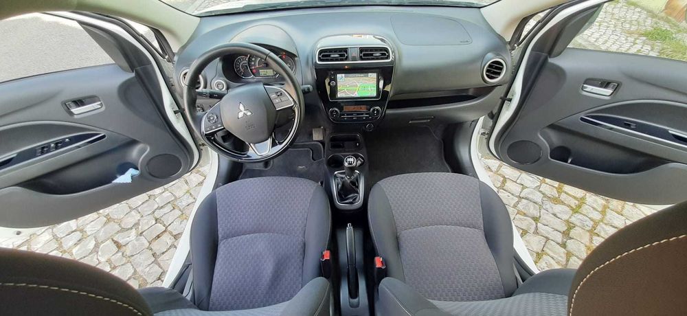 Mitsubishi Space Star 1.2 Intense Connect Edition