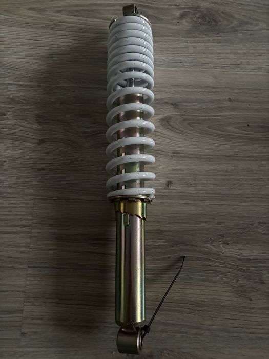 Amortyzatory przód quad access