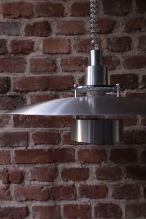 Szwedzka lampa wisząca Mark Slöjd vintage srebrna space age