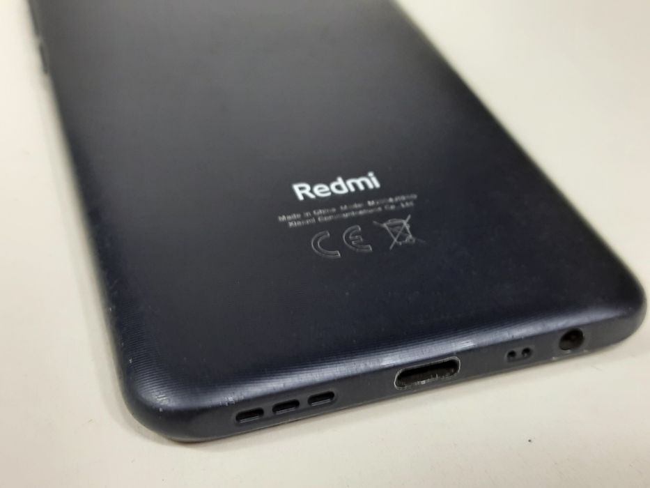 Смартфон Xiaomi Redmi 9  (3/32Gb)