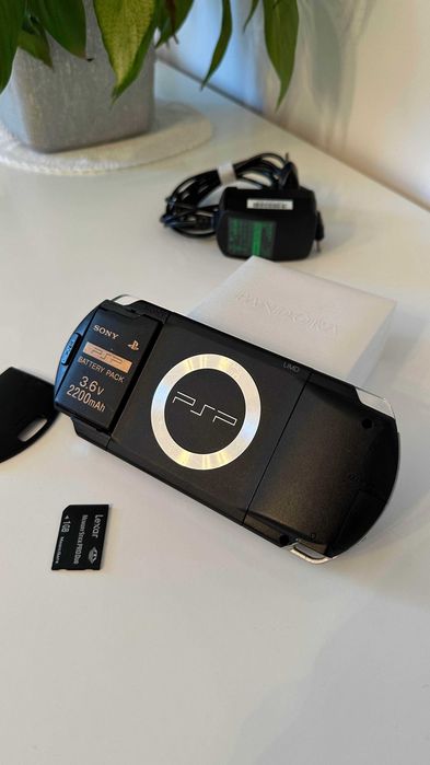 Sony PSP 1000 Desbloqueada + Carregador + Cartão Memória