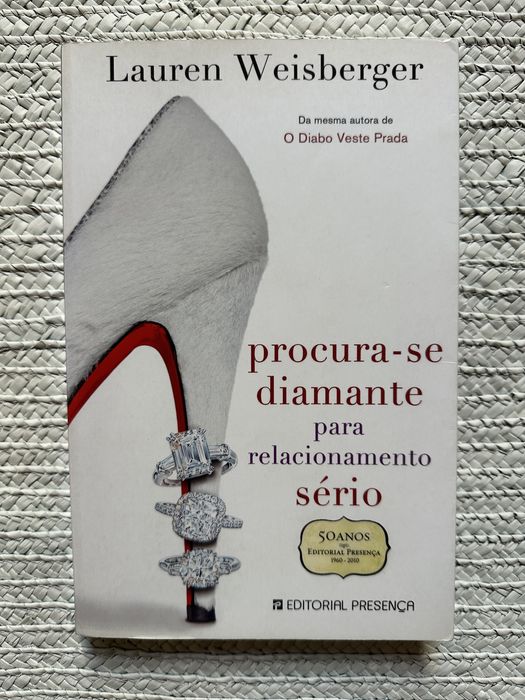 Livro “Procura-se diamante para relacionamento sério”