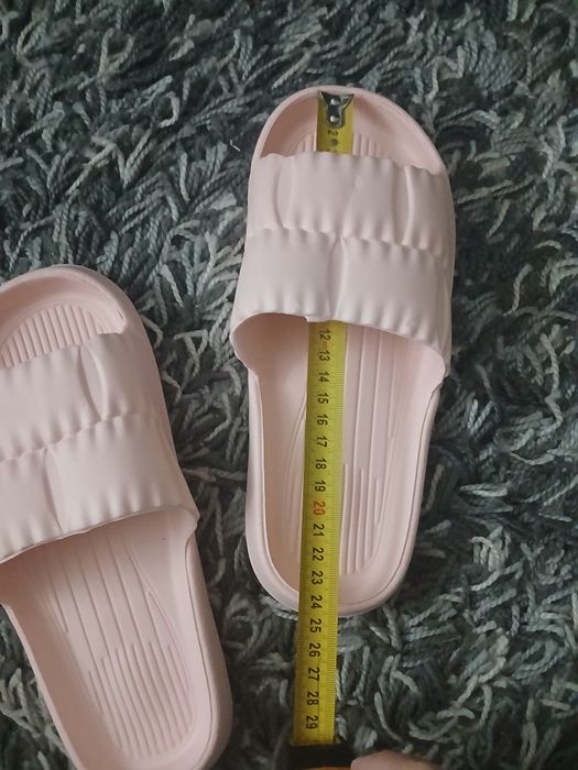 Klapki damskie nowe
