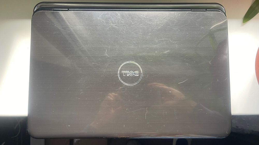 Ноутбук DELL N5010 inspiron