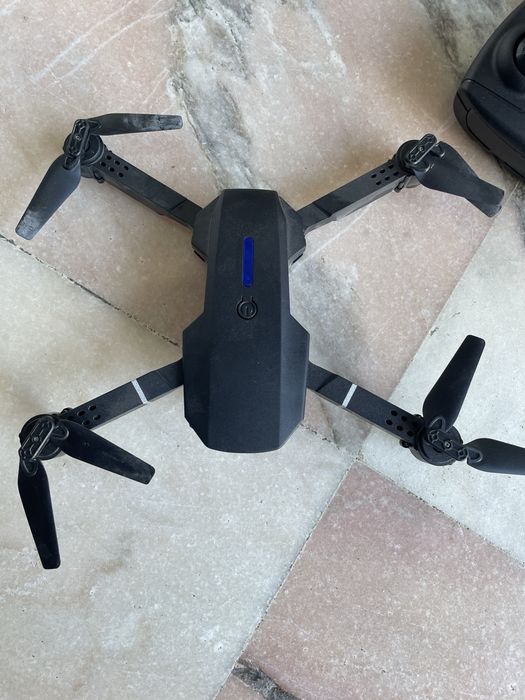 Vendo drone pro com mala e comando