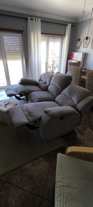 Sofá com relax automático
