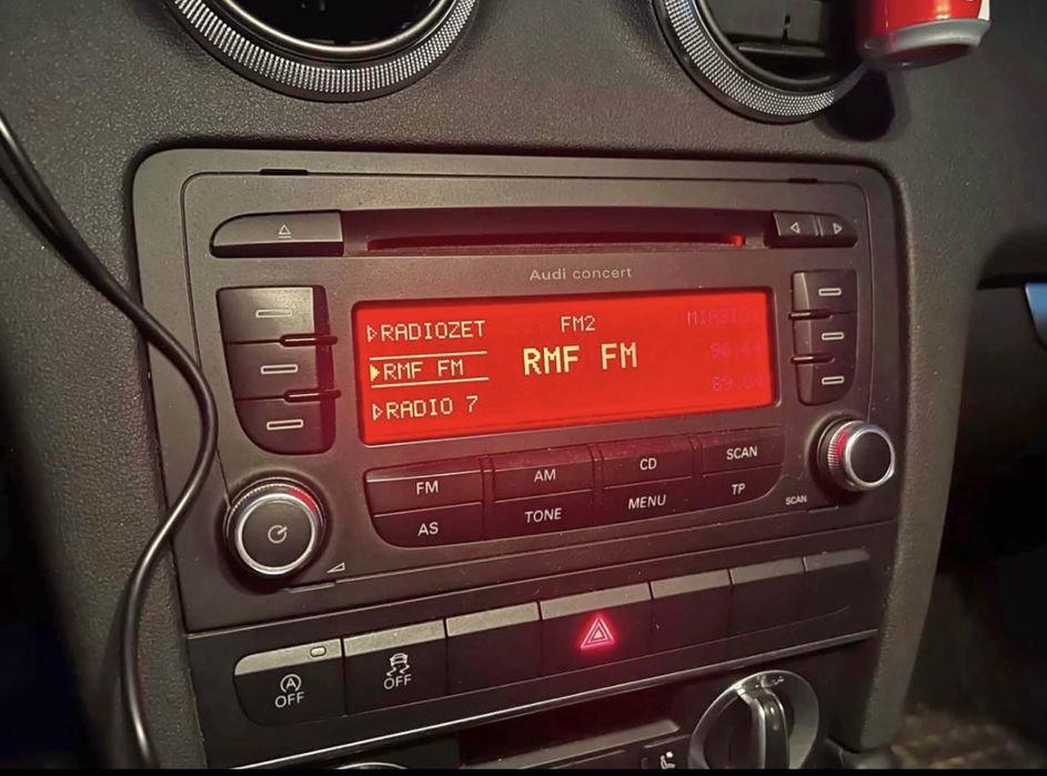 Radio samochodowe Audi Concert 2 CD//MP3/AUX 2 din