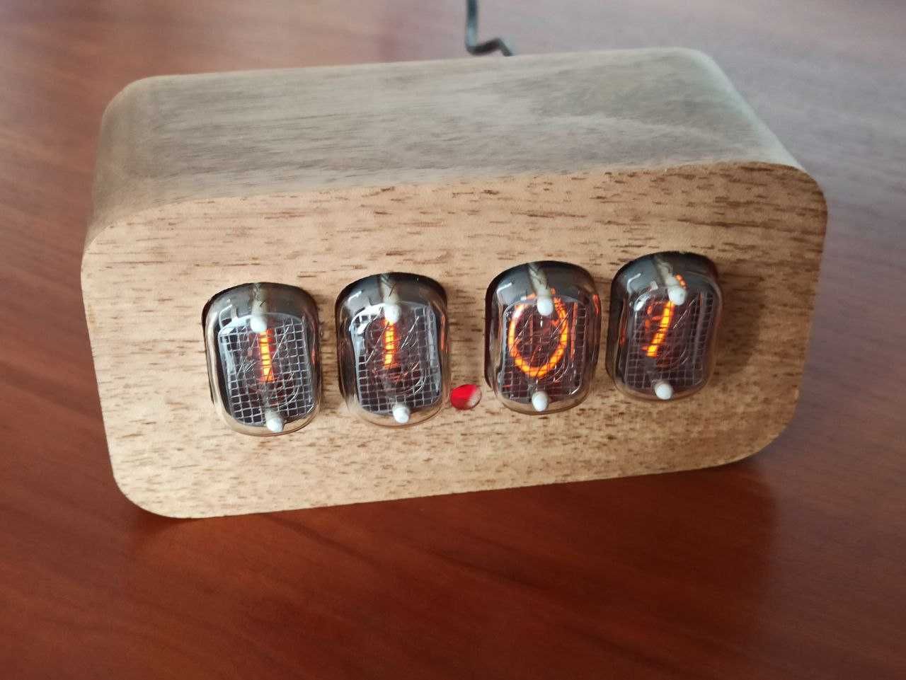 Ламповий годинник на ІН-12, Nixie clock, ламповые часы на ИН-12: 2 100 ...