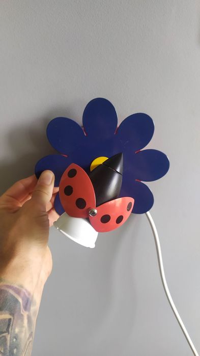 Lampka na ścianę  kinkiet do pokoju dziecka