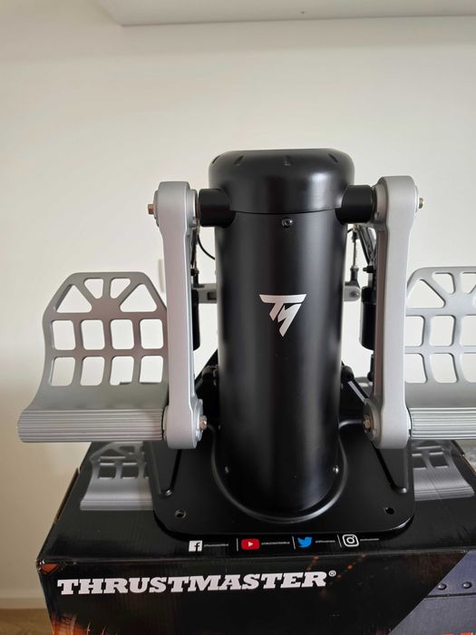 TPR: Thrustmaster Pendular RUDDER