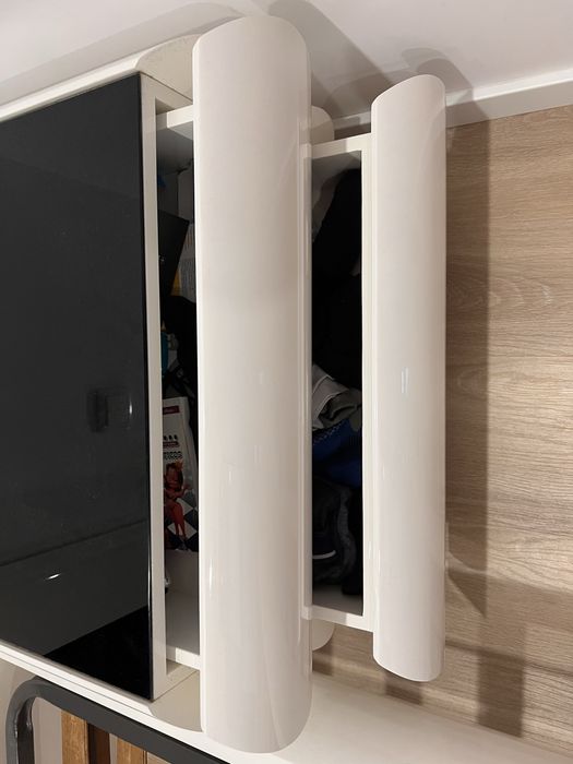 Cama casal  + 2 mesas de cabeceira | design moderno | excelente estado