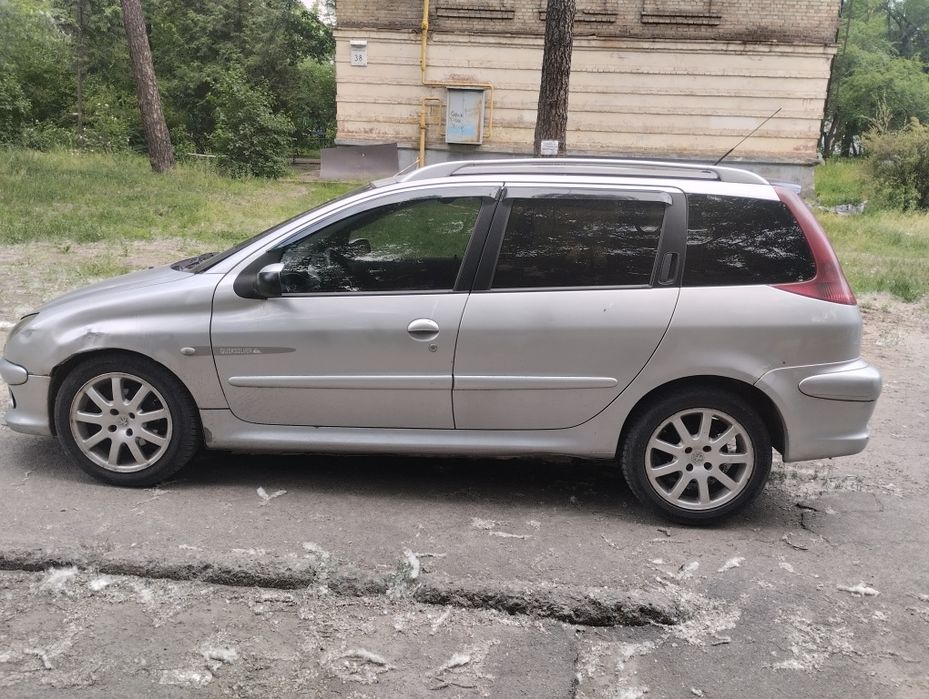 Продам власний автомобіль