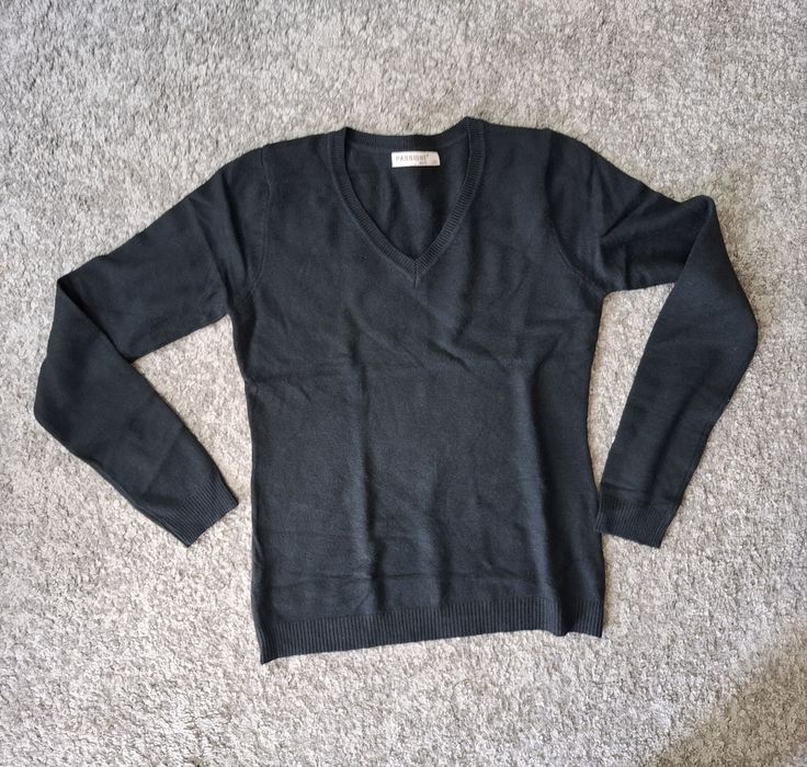 Sweter czarny r. M nowy