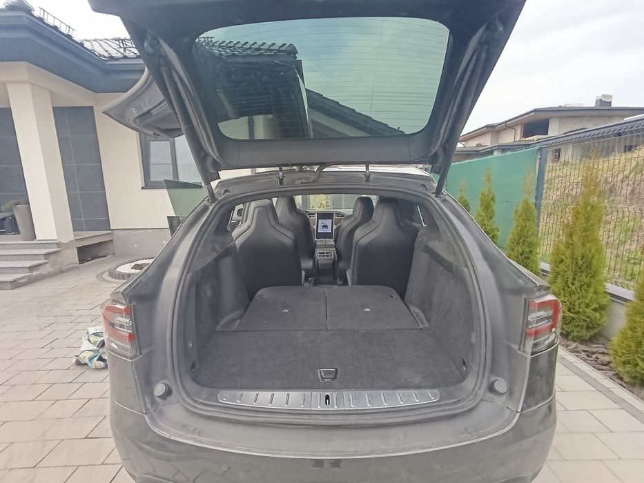 Tesla Model X 2017 90D