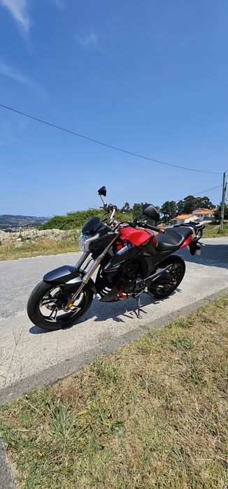 Zontes Z2 125cc de 2021 - Impecável