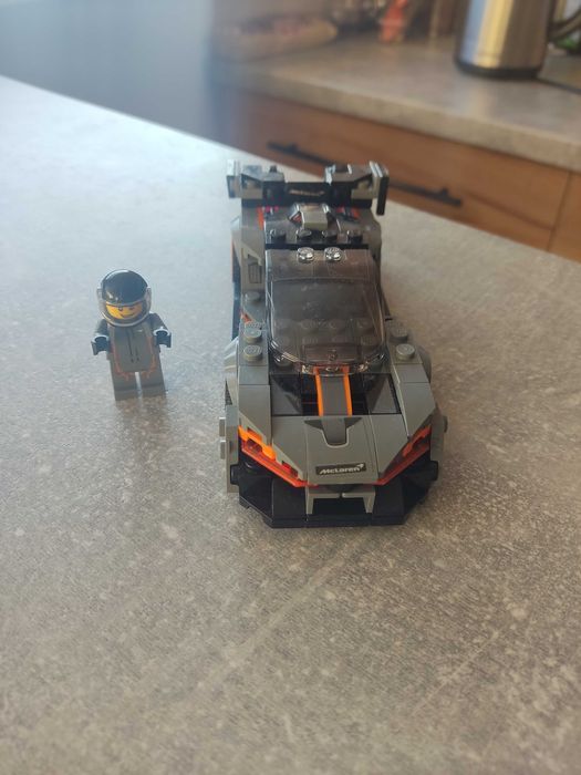 LEGO speed wyścigówka