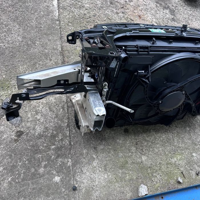 Bmw 4 f32 f33 pas przedni chłodnice belka wentylator