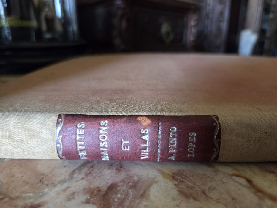 Livro Petites Maisons et Villas D'Aujourd'hui